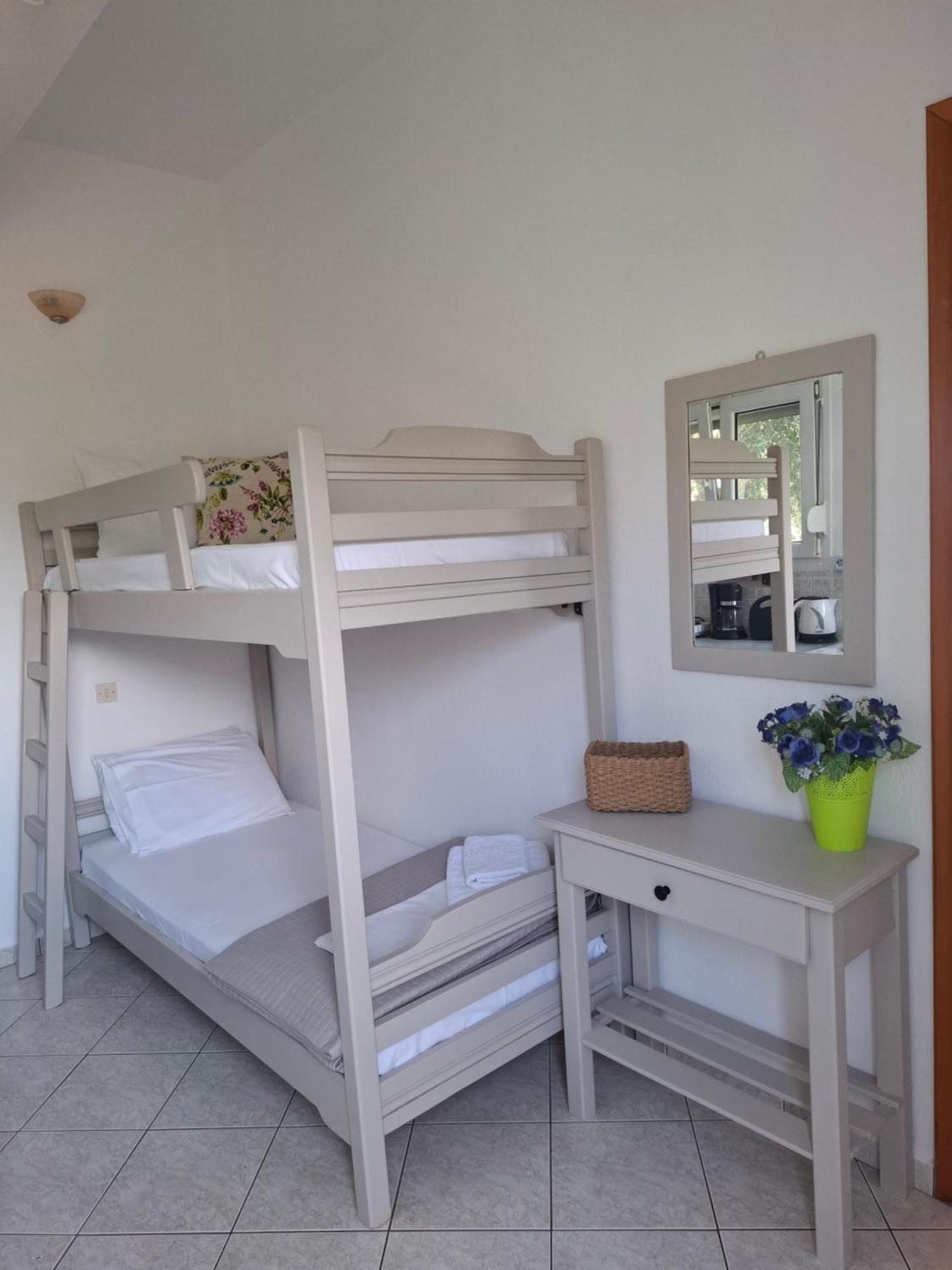 Apartmán House Elena Koinira Exteriér fotografie